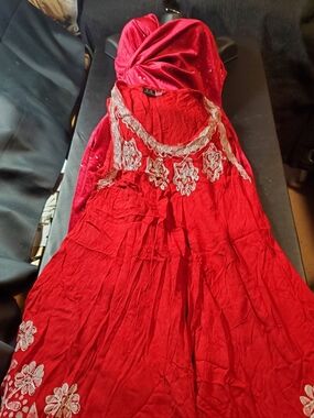 Missufeinti Red Soft Size S Dress & S.R. FASHION RED/WHITE SIZE? DREss